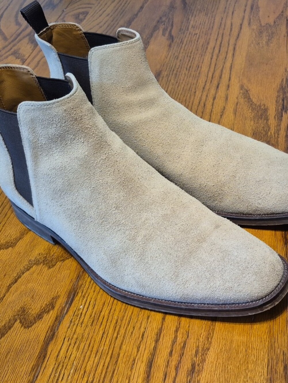 Men's Suede Chelsea Boots in Light Gray